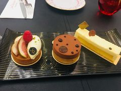 -Salon de The de Joel Robuchon(外滩18号店)