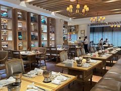 -雍和会海鲜姿造自助(湖东路店)