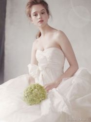 -Vera Wang婚纱礼服旗舰店