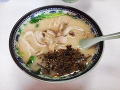 -明呈黄鱼面馆(斜土路店)