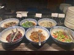 -两咖啡自助餐厅(静安香格里拉酒店)