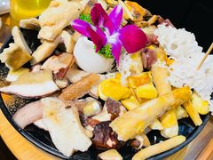 -一朵菌·野生菌探索家火锅(南亚店)
