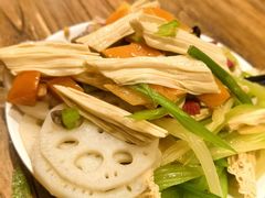 -平娃三宝烧烤·面食(南小街店)