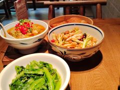 -湘知湘味(岳麓山店)