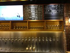 -麦落精酿啤酒餐吧(先农大院店)
