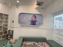 -龙格亲子游泳·水育早教运动中心(绿宝中心)