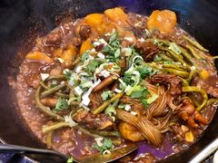 -山河屯铁锅炖(哈西站店)