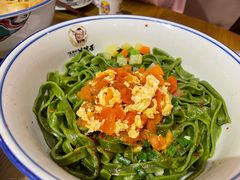 菠菜西红柿鸡蛋面-吴满满油泼面(北方风味园店)