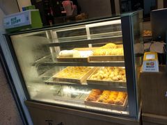 面包甜点陈列柜-观音桥百香林西点