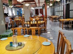 大堂-国庆鱼头鱼尾馆(盛世华庭店)