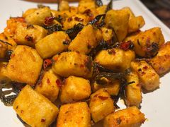 普洱茶炒包浆豆腐-云海肴·汽锅鸡·云南代表菜(美罗城店)