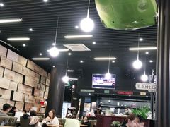大堂-汽车博物馆主题餐厅