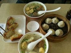 -珊珊小笼馆(仙霞路店)