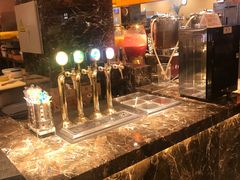 -黑金·寻焰自助百汇·烤肉·火锅(中街店)
