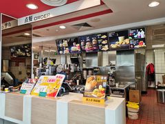 -麦当劳(展览路店)