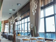-青岛中心假日酒店·蓝天行政酒廊