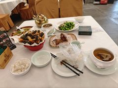-五谷芳乳鸽王(海景店)