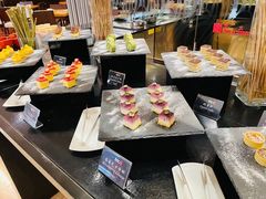 -上海西藏大厦万怡自助餐厅(徐汇店)