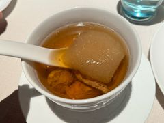 雪梨炖老鸭汤-三利音·玖弄小鲜(浦东嘉里城店)