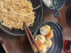 -赵宝美煎包店