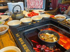 -老牌坊云南鱼豆花火锅(爱建店)