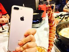 -鲜入围煮花胶鸡海鲜火锅