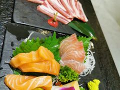 刺身拼盘-虎焱炭火烧肉