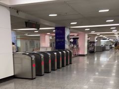 -常熟路(地铁站)