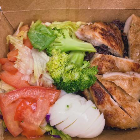 0 外卖点过789次了  几乎点的都是「鸡胸肉减脂餐」 紫米饭打底 所以