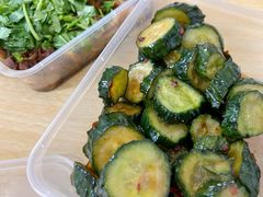 蓑衣黄瓜-王三姑牛肉饼