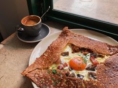 鸡蛋蘑菇熏肉荞麦可丽饼-RAC BAR(安福路店)