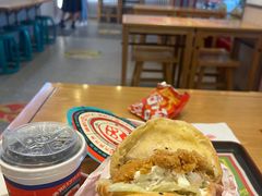-塔斯汀中国汉堡(凯泽雅园店)