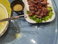 -乔家小院•非遗驴肉•青岛菜(滨河路店)