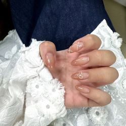 -荷茉里美甲美睫