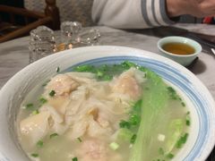 港式鲜虾蟹子浸云吞-新好景海鲜酒家(新塘店)