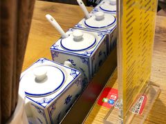 -鑫花溪牛肉米粉(人民广场店)