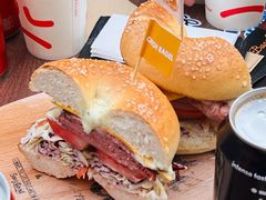 -Catch Bagel(芳草地店)