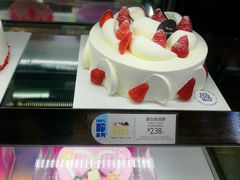 -巴黎贝甜(大宁国际商业广场店)