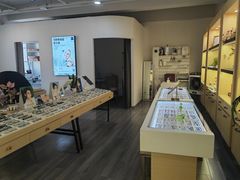 -康利眼镜·蔡司战略合作店(龙泉书房店)