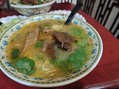 -金杨拉面王小吃面馆·牛三宝面·红烧牛肉粉