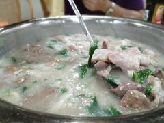 -标记美食新鲜猪杂(兴南大道店)