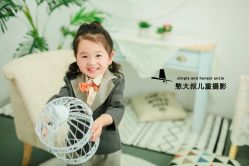 -憨大叔摄影馆80店连锁(诸暨店)