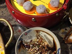 手工虾滑-小龙坎老火锅(滨江店)