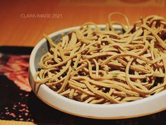 凉拌豆腐丝-肠王卤煮(西单食宝街店)