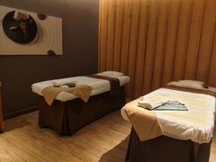 -Let’s Relax Spa(Siam Square One)