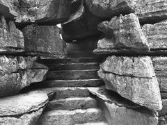 -梭布垭石林景区