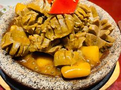 石锅手打牛肉丸-潮堂(环球金融中心店)
