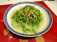 上汤豆苗-禄鼎记·多口味酸菜鱼(侨鑫店)