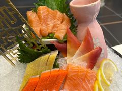 -鼎泰亨·海鲜牛肉餐厅(滨江店)