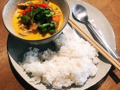 泰式红咖喱牛肉饭-Wagas(凤凰汇店)
